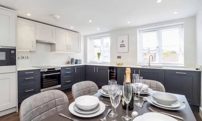 York Apartment | The Old Hotel - Popes Head