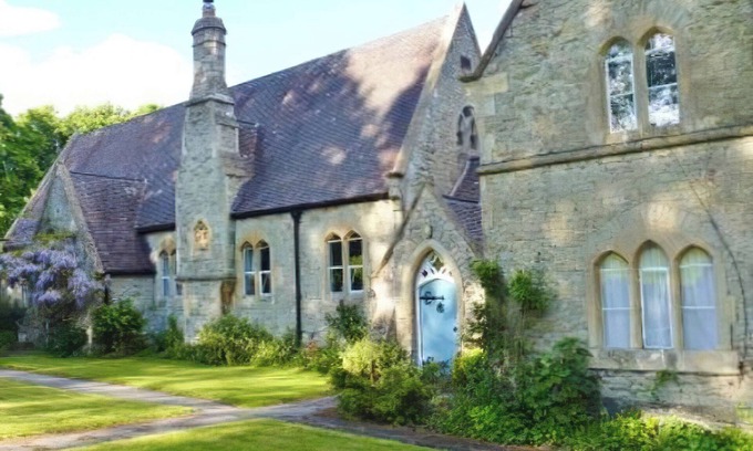Burwarton Cottage | The Old Kitchen -UK32062