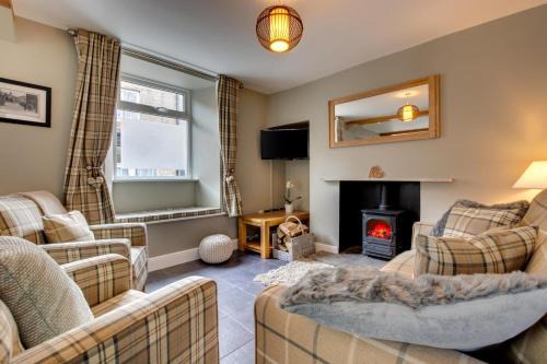 Hawes House | The Old Penny Bank