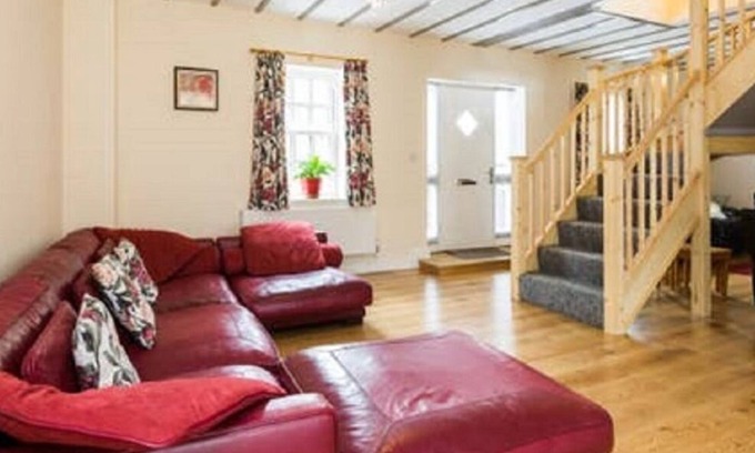 Bretforton House | The Old Post Office - Bretforton Holiday Home