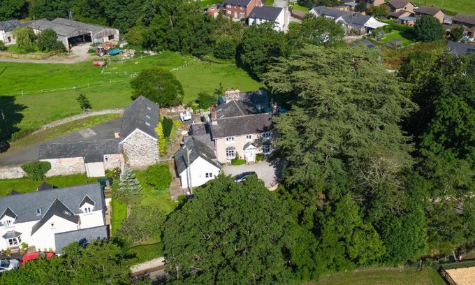 Ruthin Bed & Breakfast | The Old Rectory Bed and Breakfast
