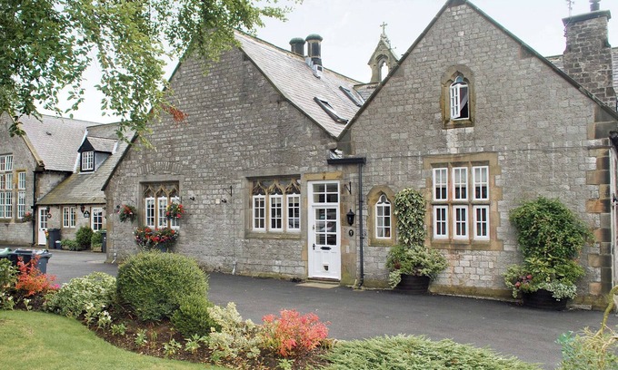 Tideswell Cottage | The Old School House