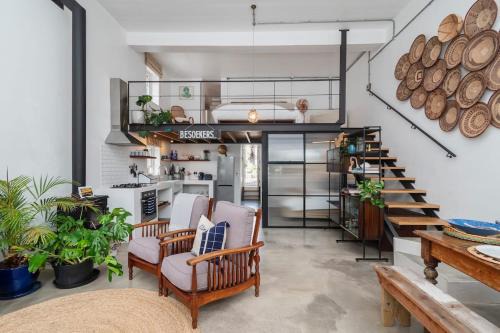 Kalk Bay Apartment | The Old Shop loft apt in the heart of Kalk Bay