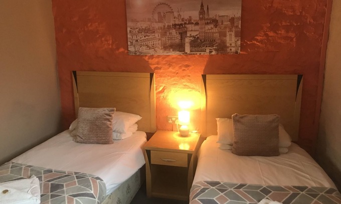 Hallatrow Hotel | The Old Station Inn