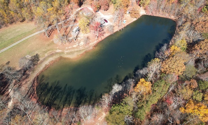 Lupton City RV Rental | The Ole Place ;nCozy cabin in charming Whitwell with AC