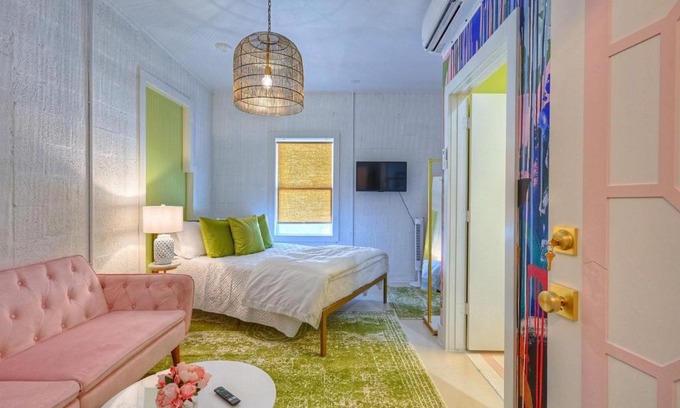 Galveston Hotel | The Oleander Hotel Room 6