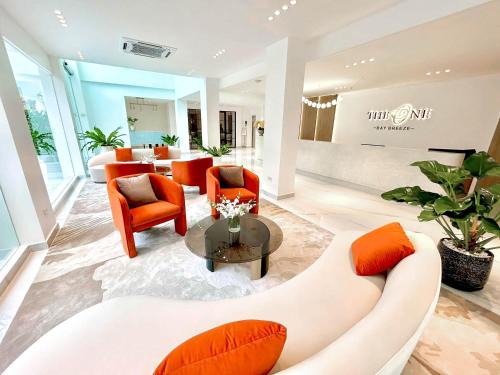 Pattaya Bay Hotel | The One Bay Breeze