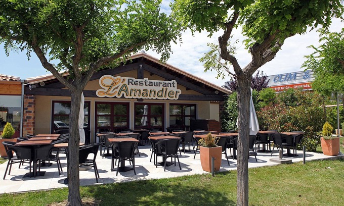 Villeneuve-les-Beziers Hotel | The Originals City, Hôtel Le Pavillon, Béziers Est