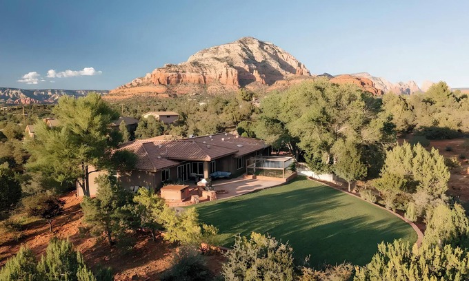 West Sedona House | The Original Heart Home Premier Sunset Views/Hiking