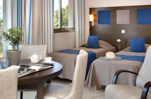 Antibes Apartment | The Originals Résidence, Les Strélitzias
