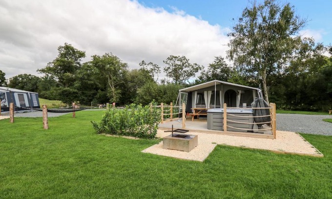 Llandrindod Wells House | The Otter