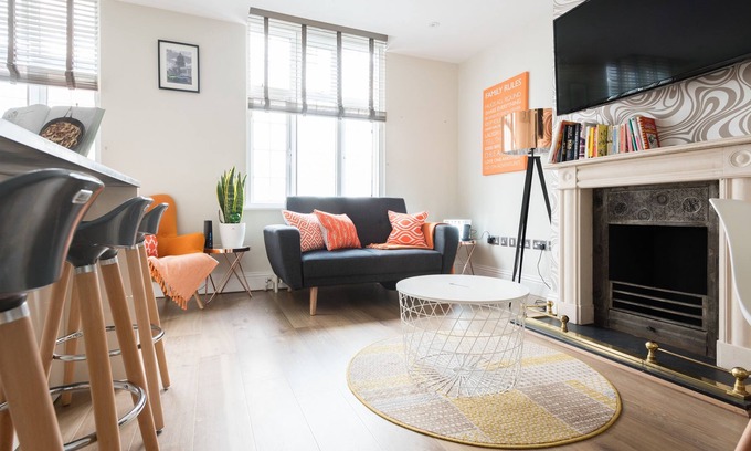 Bryanston and Dorset Square Apartment | The Oxford Street Retreat - Modern 3BDR in 2 Apartments