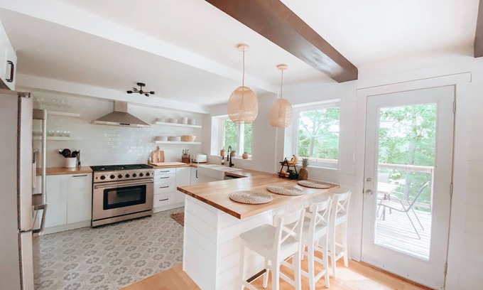 Bracebridge Cottage | The Paddle House - four season waterfront property in the heart of Muskoka