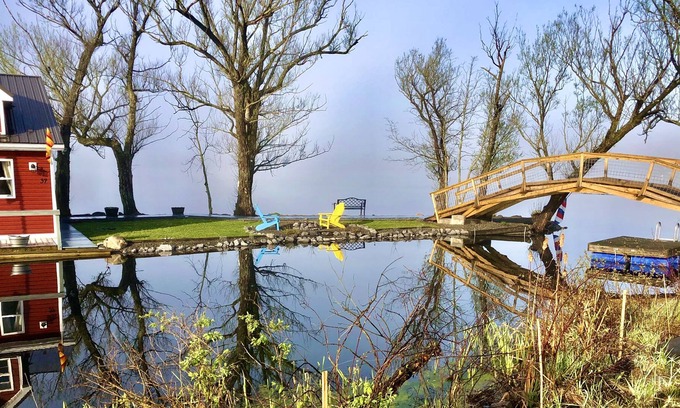Lily Dale Cabin | The Paddle Inn at Hideaway Heron Island