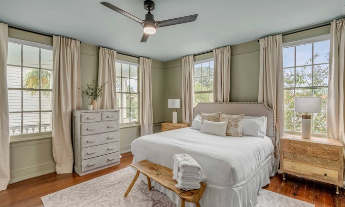 Cannonborough Elliotborough Apartment | The Palmetto House