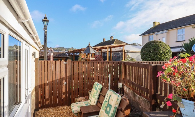Kingskerswell Cottage | The Park Inn Piggery