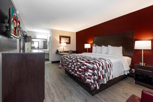 Fort Smith Hotel | The Parker Lodge