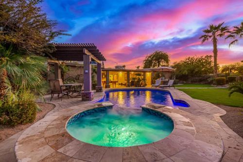 Cactus Glen House | The Parkwood Retreat