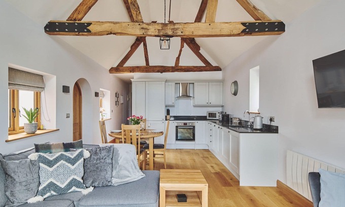 Whitney-on-Wye Cottage | The Parlour - Luxury Cottages