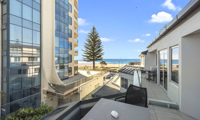 Mount Maunganui Apartment | The Pavilions Beachfront Apartments