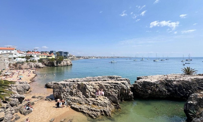 Cascais House | The Pearl - Cascais Guest House - City & Beach