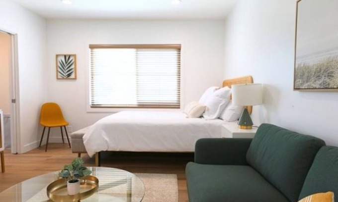 Mar Vista Apartment | The Pearl Mar Vista 15
