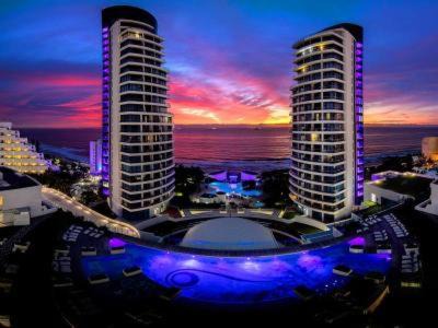 Umhlanga Apartment | The Pearls of Umhlanga, or Oceans Apts Studio, 1 bed , 2 bed , 3bed