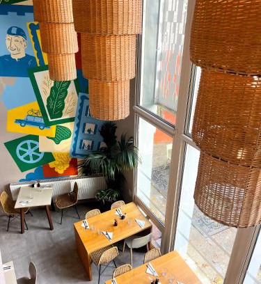 Tours Hotel | The People - Tours