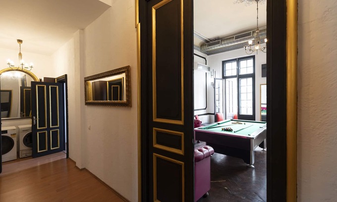 Bucharest City-Centre Villa | the perfect accommodation for big groups. 18 beds, hot tub, dry sauna, and more