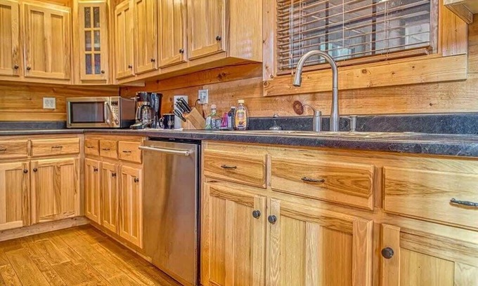 Cookeville Cabin | The perfect hideaway just outside of Algood and minutes to Cookeville!