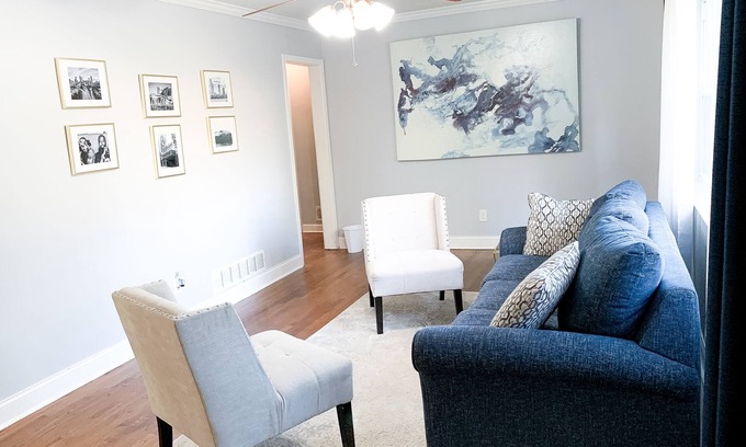 Candler-McAfee House | The Perfect Intown Stay for Groups- 5BR 2.5BA