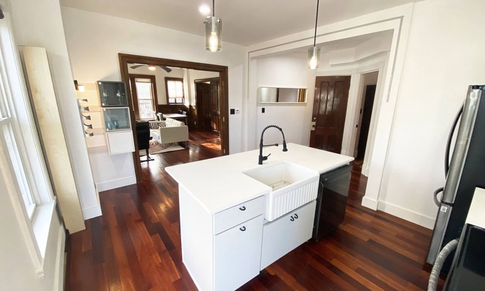 Parkside Apartment | The perfect refinement of vintage seduction. May-June-July special!