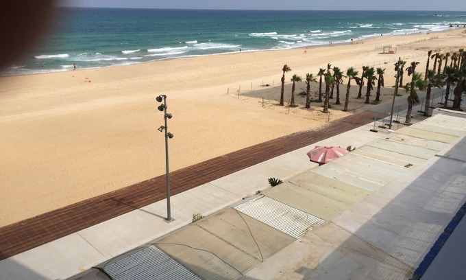 Bat Yam Apartment | The Perfect Sea View Apartment let you Enjoy the Facilities and Benefits of Livi