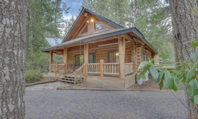 Mount Hood Village Cabin | The Perfect Mountain Getaway - Cabin Near Mt. Hood