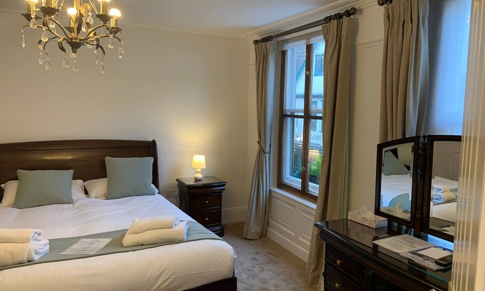 Canterbury Hotel | The Pilgrims Hotel