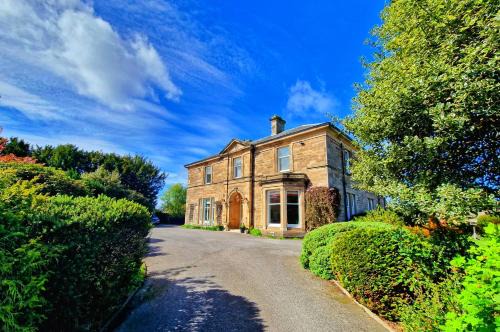 Elgin House | The Pines Guest House