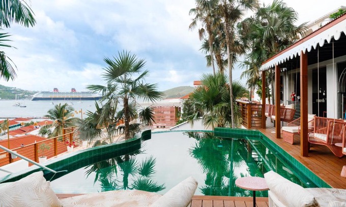 Estate Queens Quarter Hotel | The Pink Palm Hotel - Adults Only