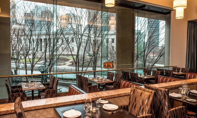 Uptown District Hotel | The Plaza Hotel Columbus at Capital Square