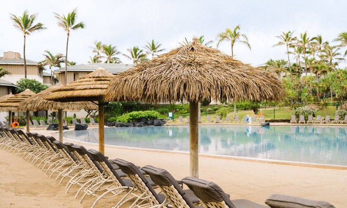 Poipu Resort | The Point at Poipu - 2 BEDROOM OCEAN VIEW 1 KING 2 TWINS OR 1 QUEEN SUITE