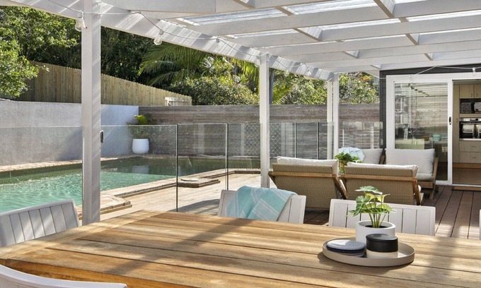 Copacabana House | The Pool House at Copacabana