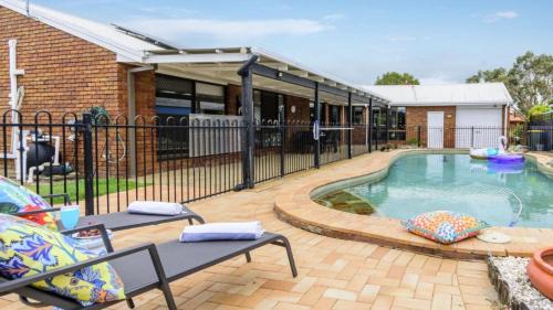 Banksia Beach House | The Poolside Escape