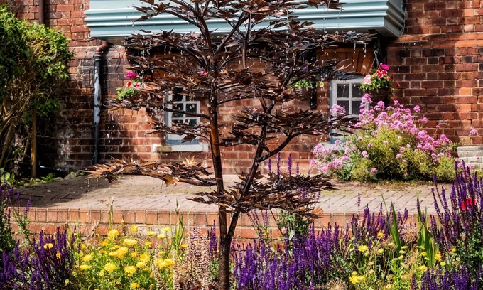 Lincoln Bed & Breakfast | The Poplars Boutique