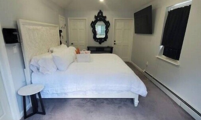 Reeders House | The Porter Estates Welcomes you.n