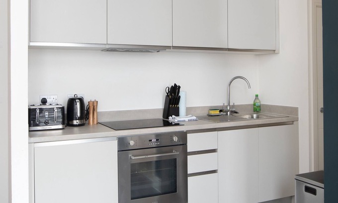Saint Paul's Apartment | The Portland Your Apartment