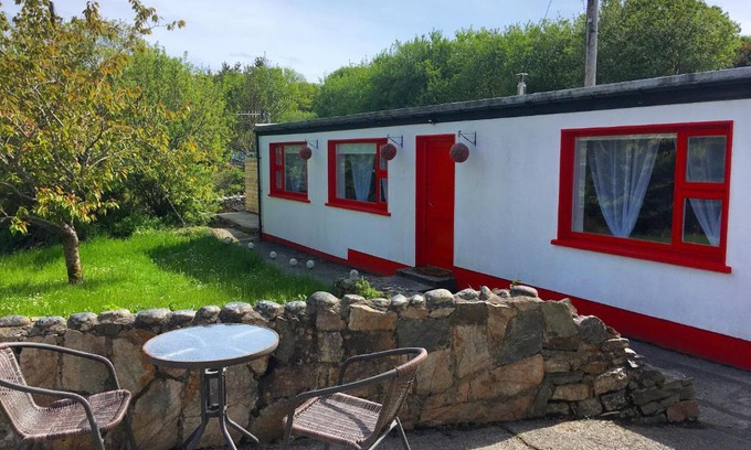 Clifden House | The Potters Cottage