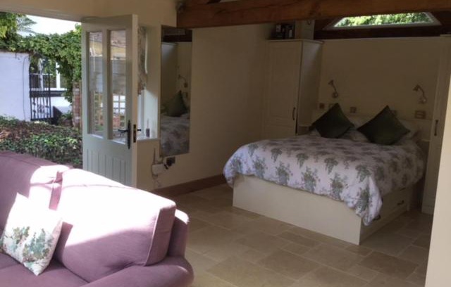 Warwick Apartment | The Potting Shed