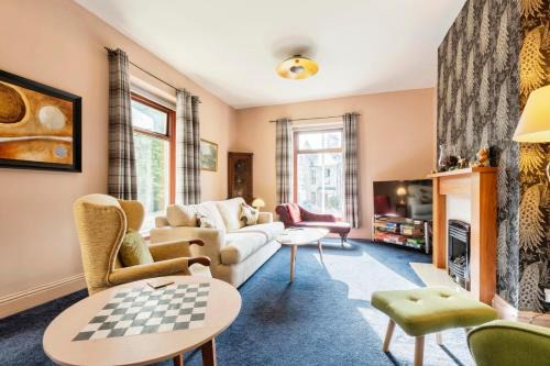 North Bitchburn Apartment | The Prince's Eyrie - Spacious, comfy and cosy