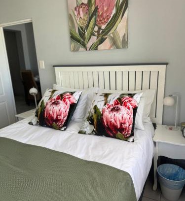 Paarl Apartment | The Protea & Vine
