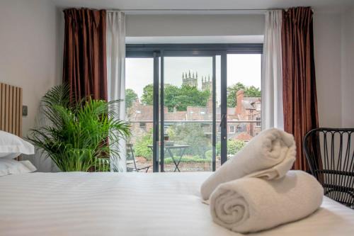 Bootham Apartment | The Quadrant - The Carillon Suite