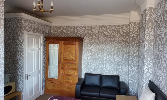 Acomb Hotel | The Queens Arms Hotel